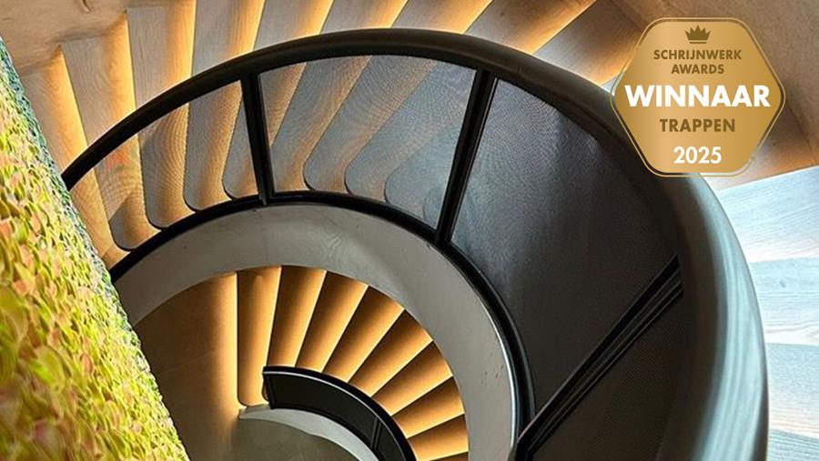 Ronde trap met geïntegreerde ledverlichting