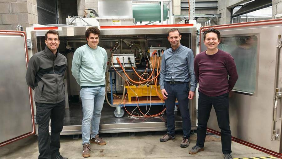 Le refroidissement par immersion comme alternative au refroidissement EV