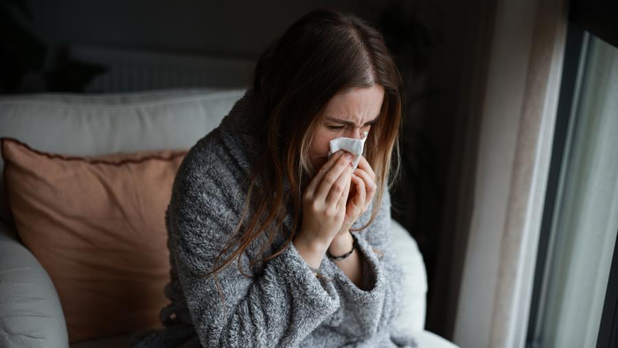 Aantal mensen dat met griepklachten bij huisarts aanklopt, is sterk afgenomen