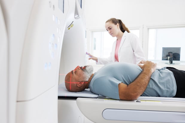 ACR 2024 - Sclérodermie: l'évolution de la pneumopathie interstitielle est à surveiller de près