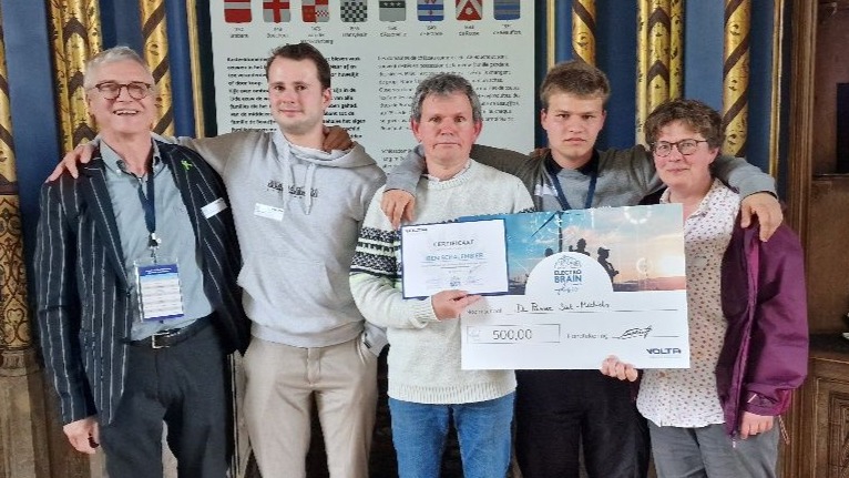 Iben Schalembier, étudiante en double formation, remporte l'Electro Brain+ Challenge